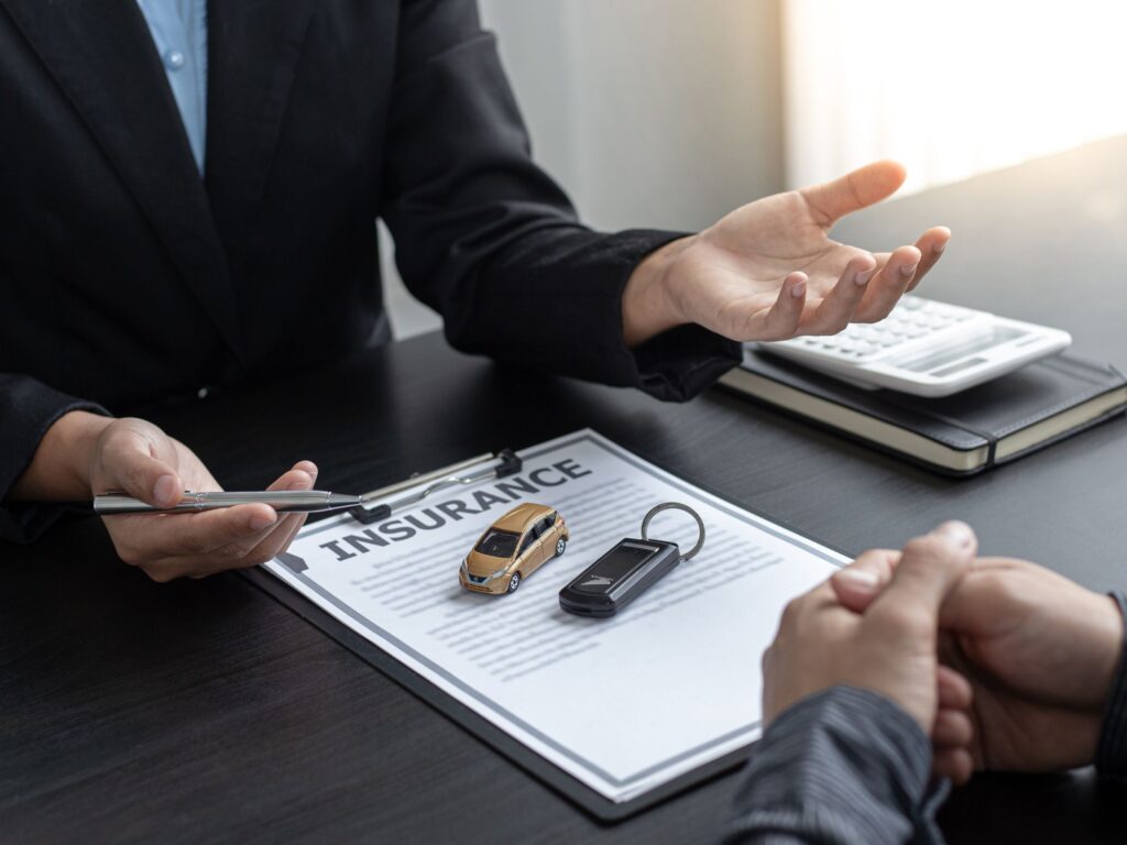 How to Navigate the Fleet Insurance Claims Process